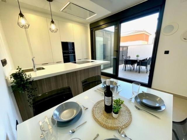 Gatu Premium Alma Marinera, Preferente Mayores De 25 Anos Y Familias Cádiz Exteriör bild